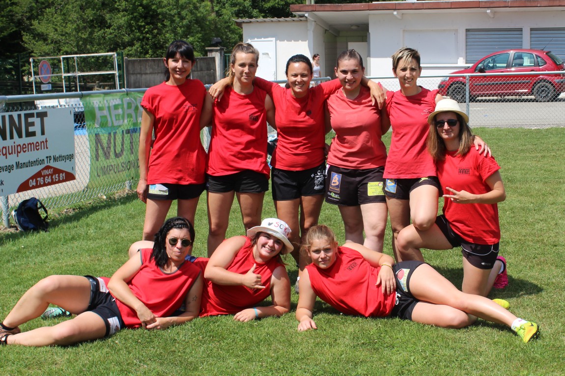 Une équipe féminine au « Touch’rugby